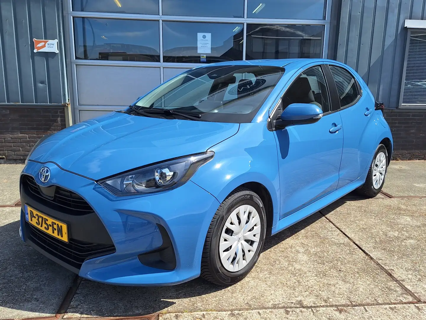 Toyota Yaris 1.5 VVT-i Active, Airco, Camera achter, Dab, Navig Bleu - 2