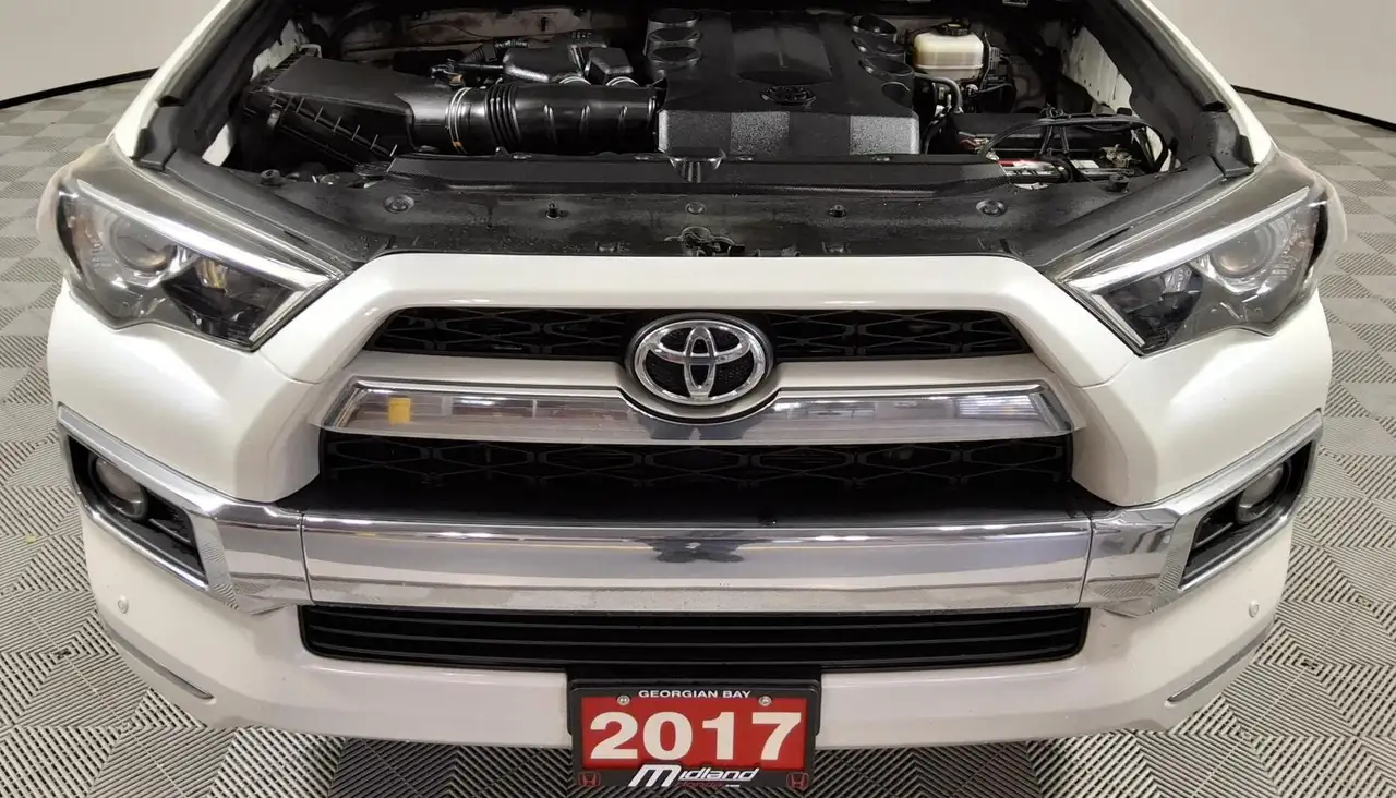 Toyota 4-Runner снимка Toyota 4-Runner