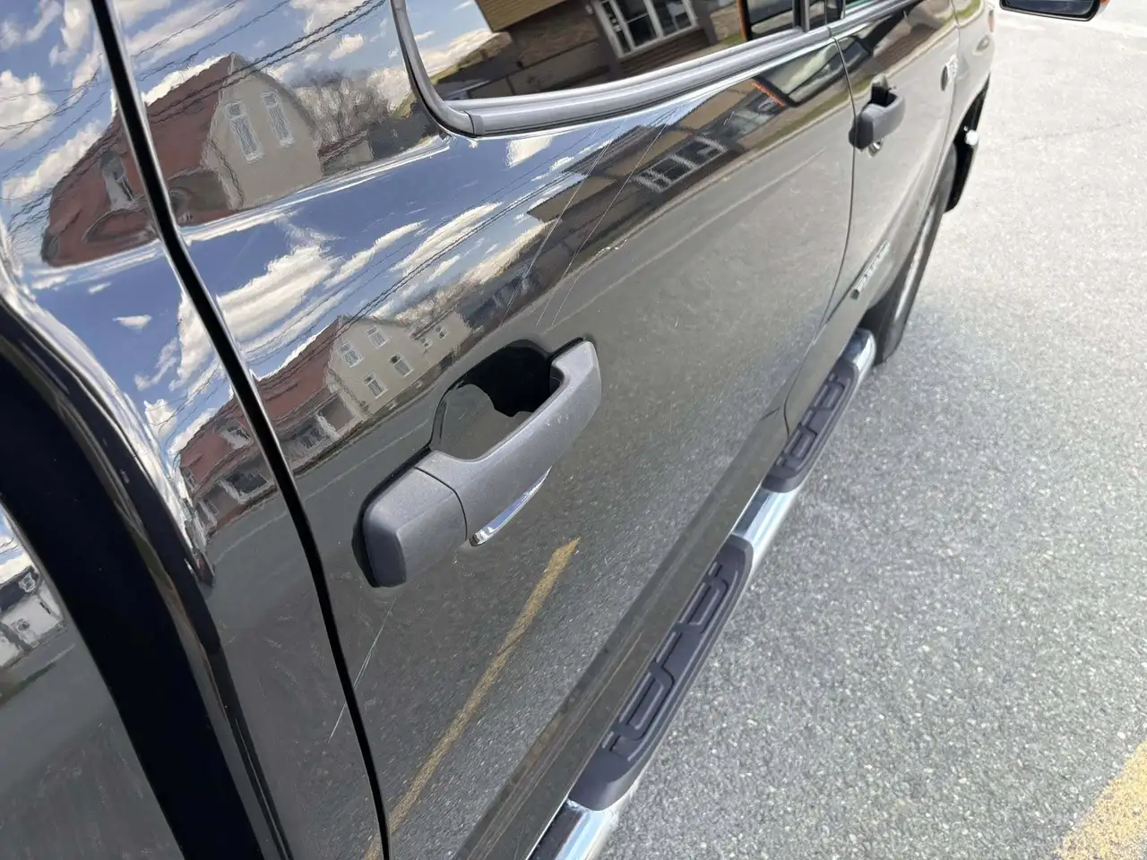 Toyota Tundra снимка Toyota Tundra