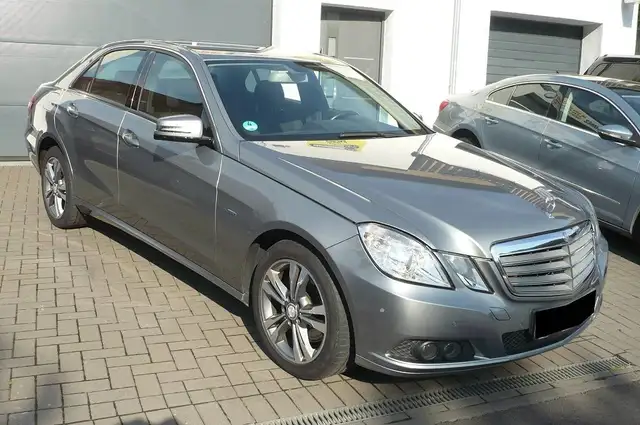 Mercedes-Benz E 250 E-Klasse Diesel CDI DPF BlueEFFICIENCY Automatik