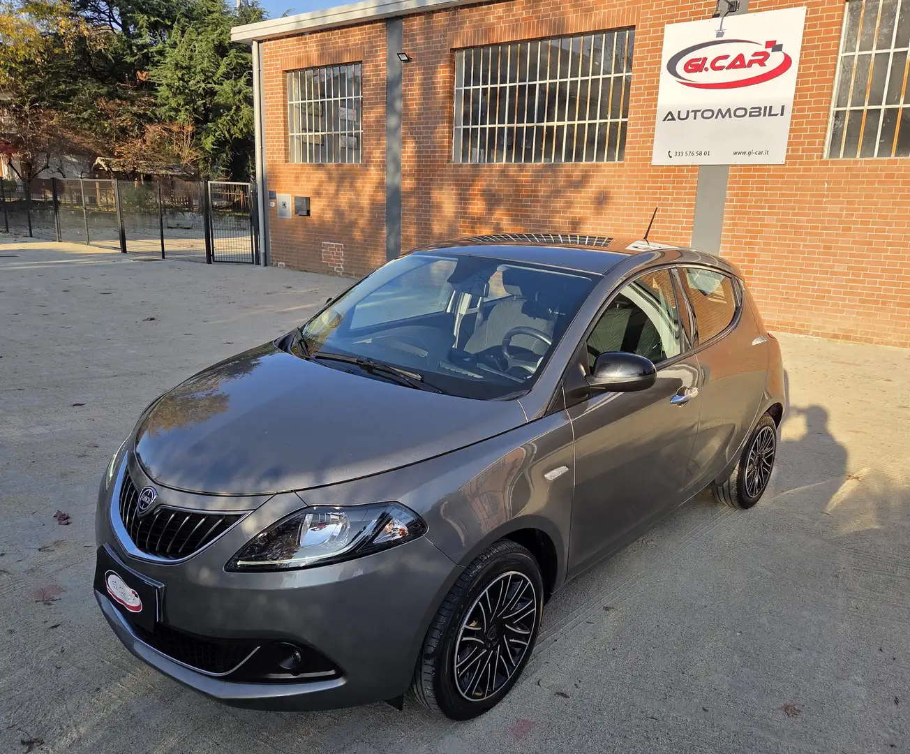 Lancia Ypsilon 1.0 firefly 70cv hybrid Gold - UNICO PROPRIETARIO Grau - 1