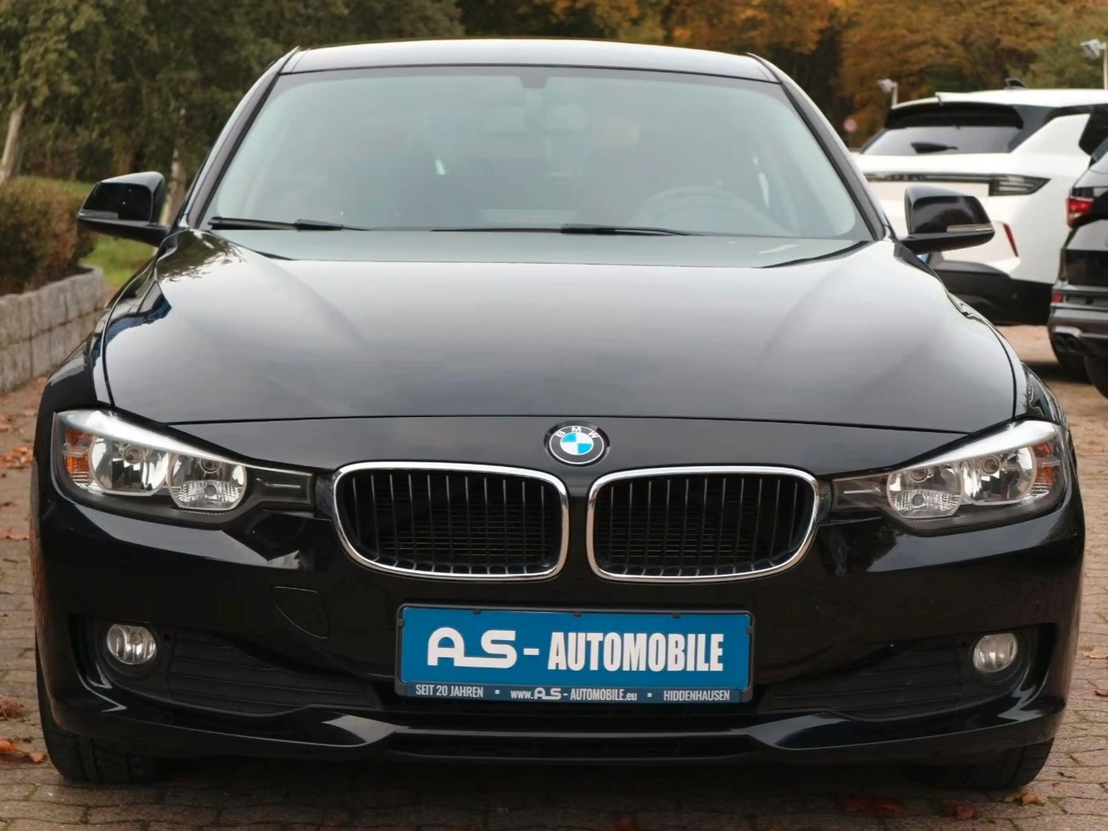 BMW 316 d Touring *2.HAND | PDC | KLIMAAUTO | SHZ* — photo 2