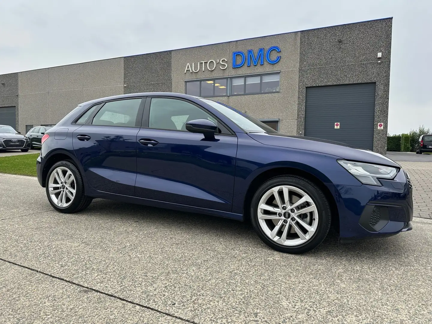 Audi A3 A3 *sport*1500cc*150pk*sportzetels*leder*navigatie Blauw - 2