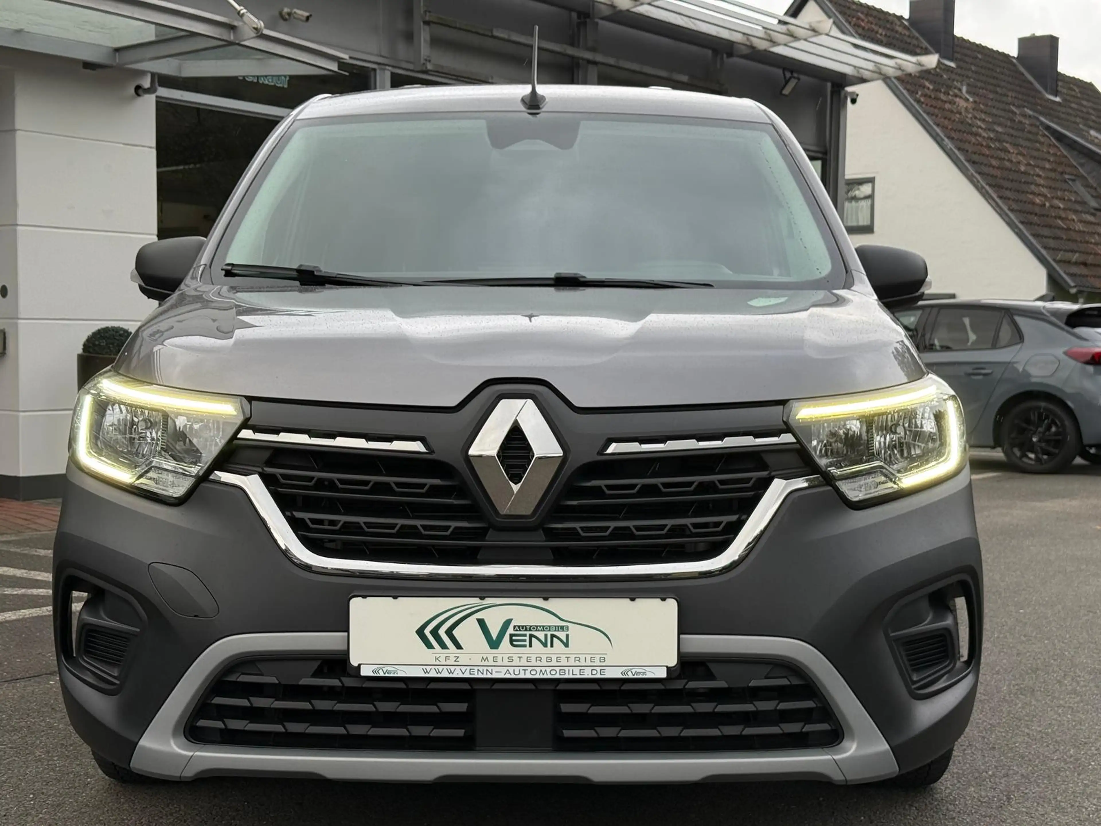 Renault Kangoo 1.5 BLUE dCi Diesel*AHK*AppCo*RFK*Klima — photo 3