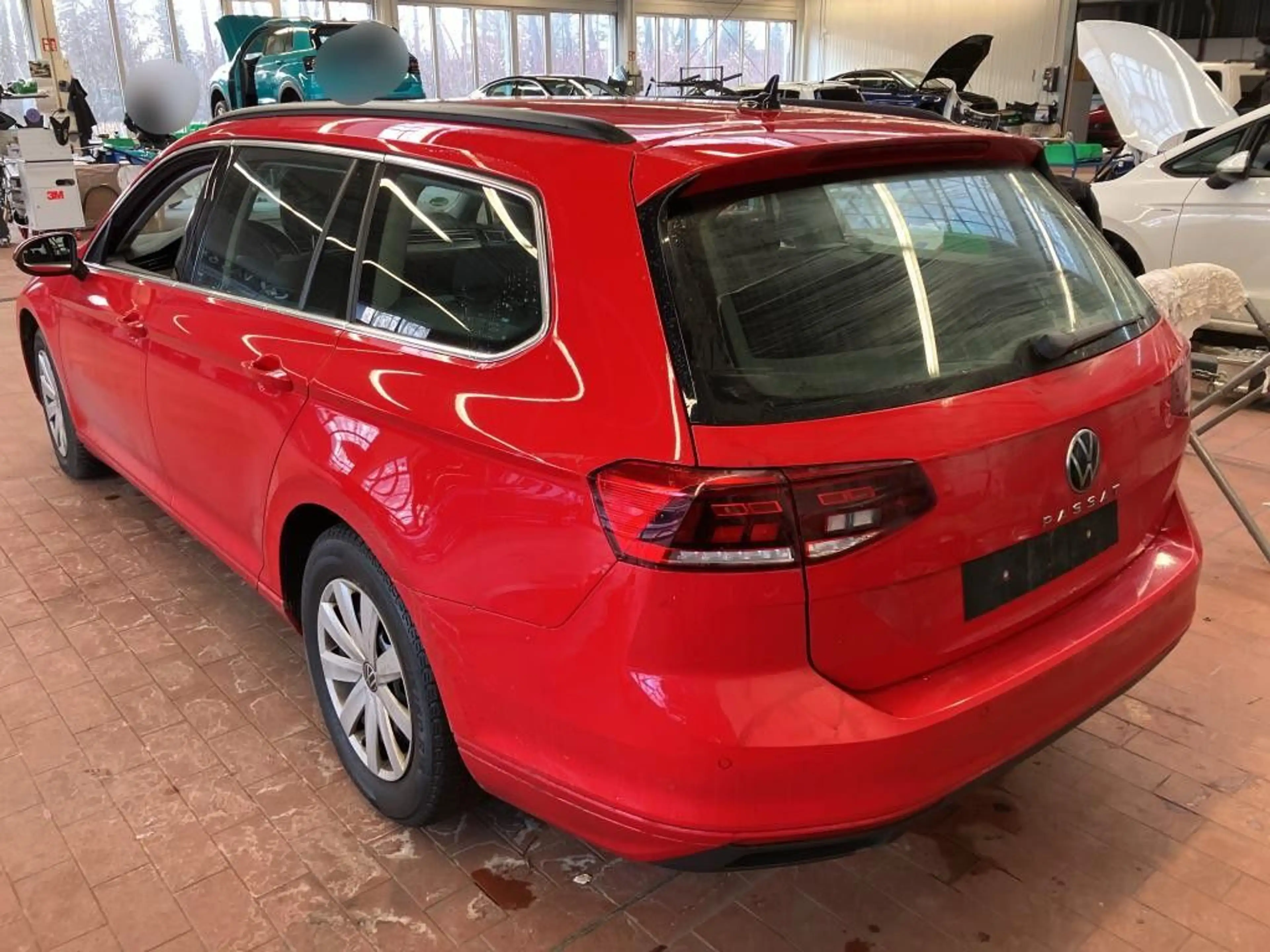 Volkswagen Passat Variant Business 2.0TDI DSG Navi SHZ LED — photo 3