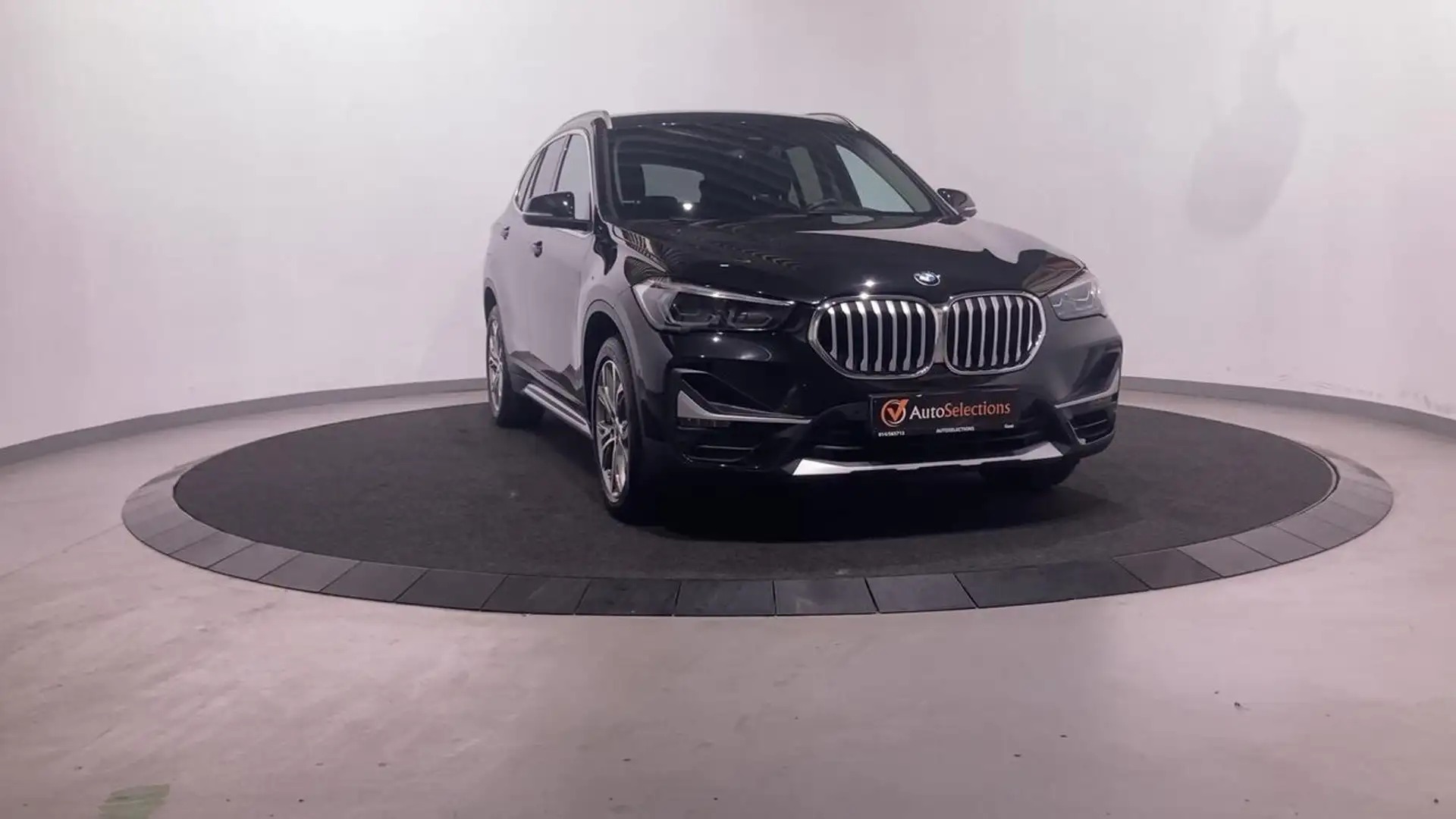 BMW X1 X-Line Nero - 2