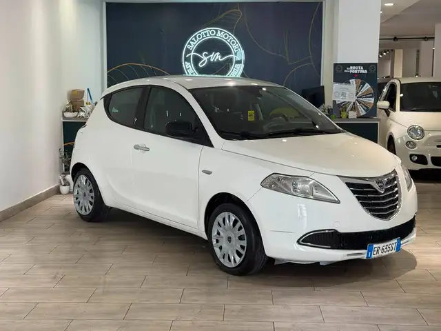 Lancia Ypsilon Ypsilon 1.2 95CV BENZ/GPL 2013