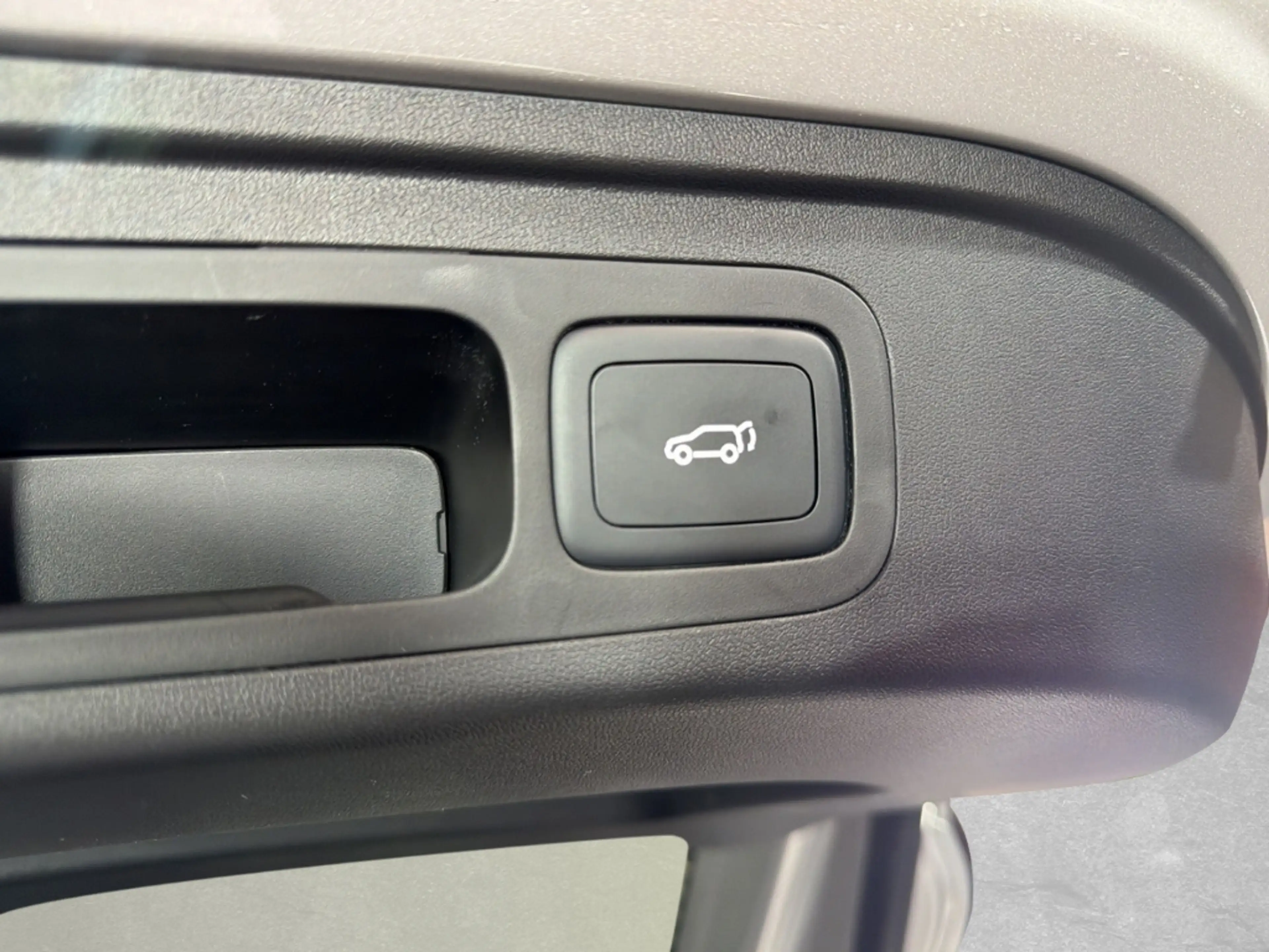 MG MGS5 EV 64kWh LUX *SHZ* *LHZ* *360°* *Wärmepumpe* — photo 11