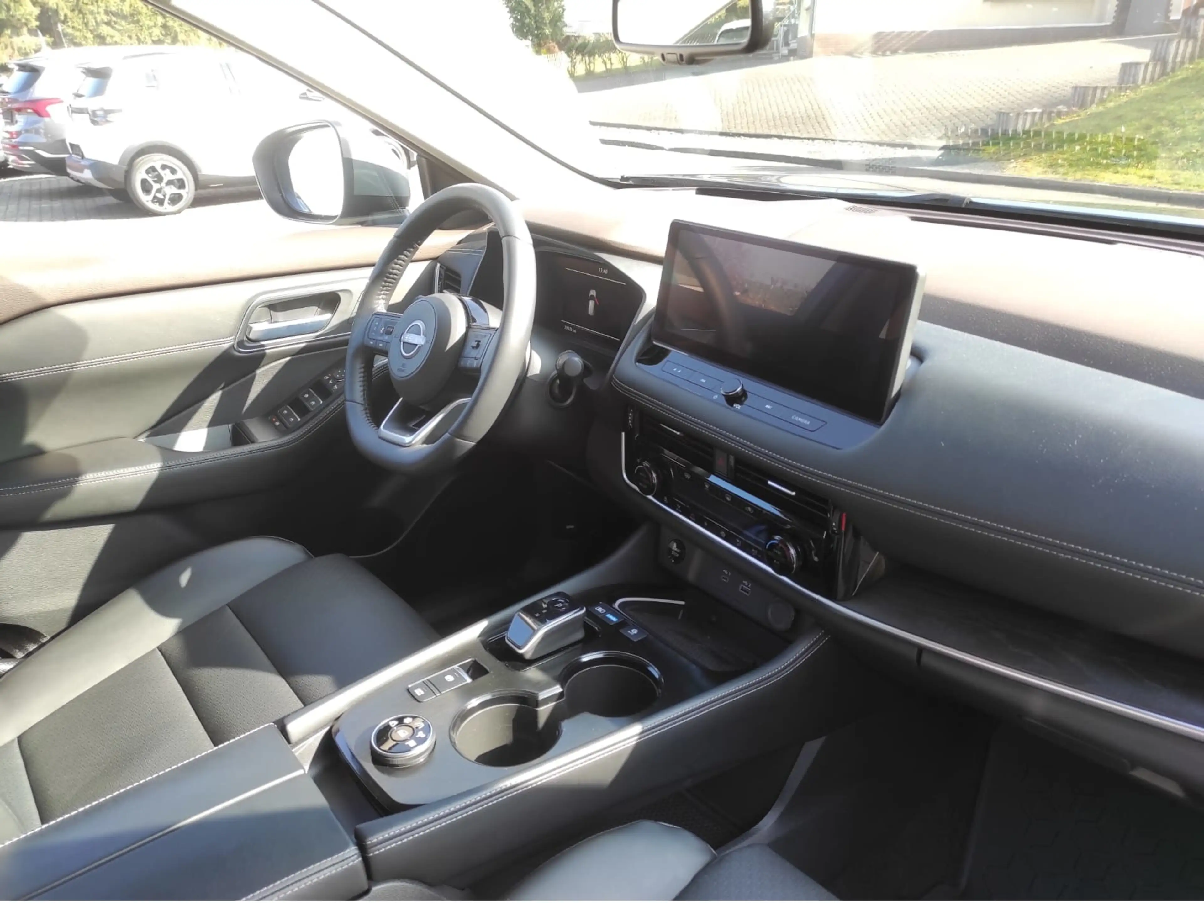 Nissan X-Trail e-Power e-4orce Tekna 4x4 — photo 14