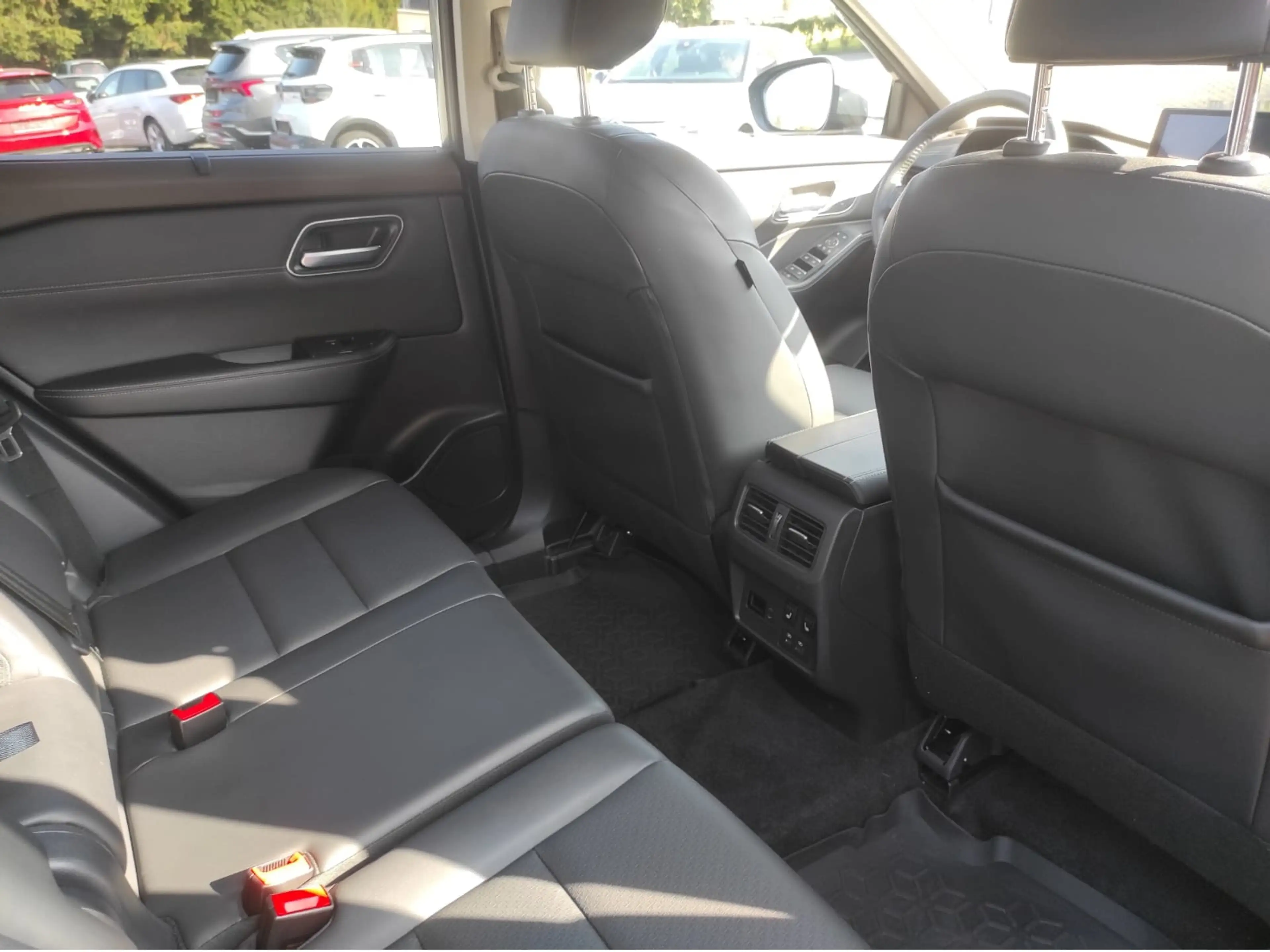 Nissan X-Trail e-Power e-4orce Tekna 4x4 — photo 8