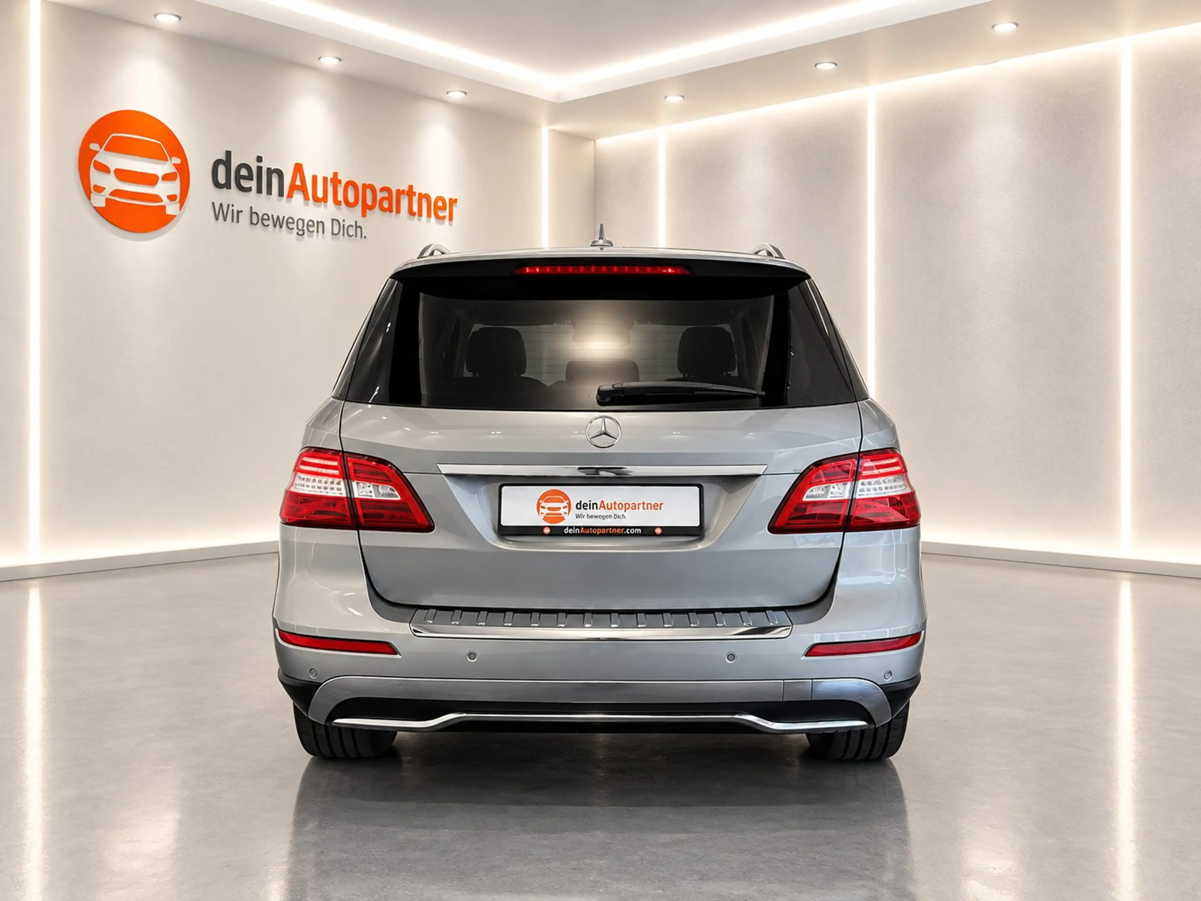 Mercedes-Benz ML 350 CDI AHK/Luft Fahrwerk/RFK/Pano D. — photo 6