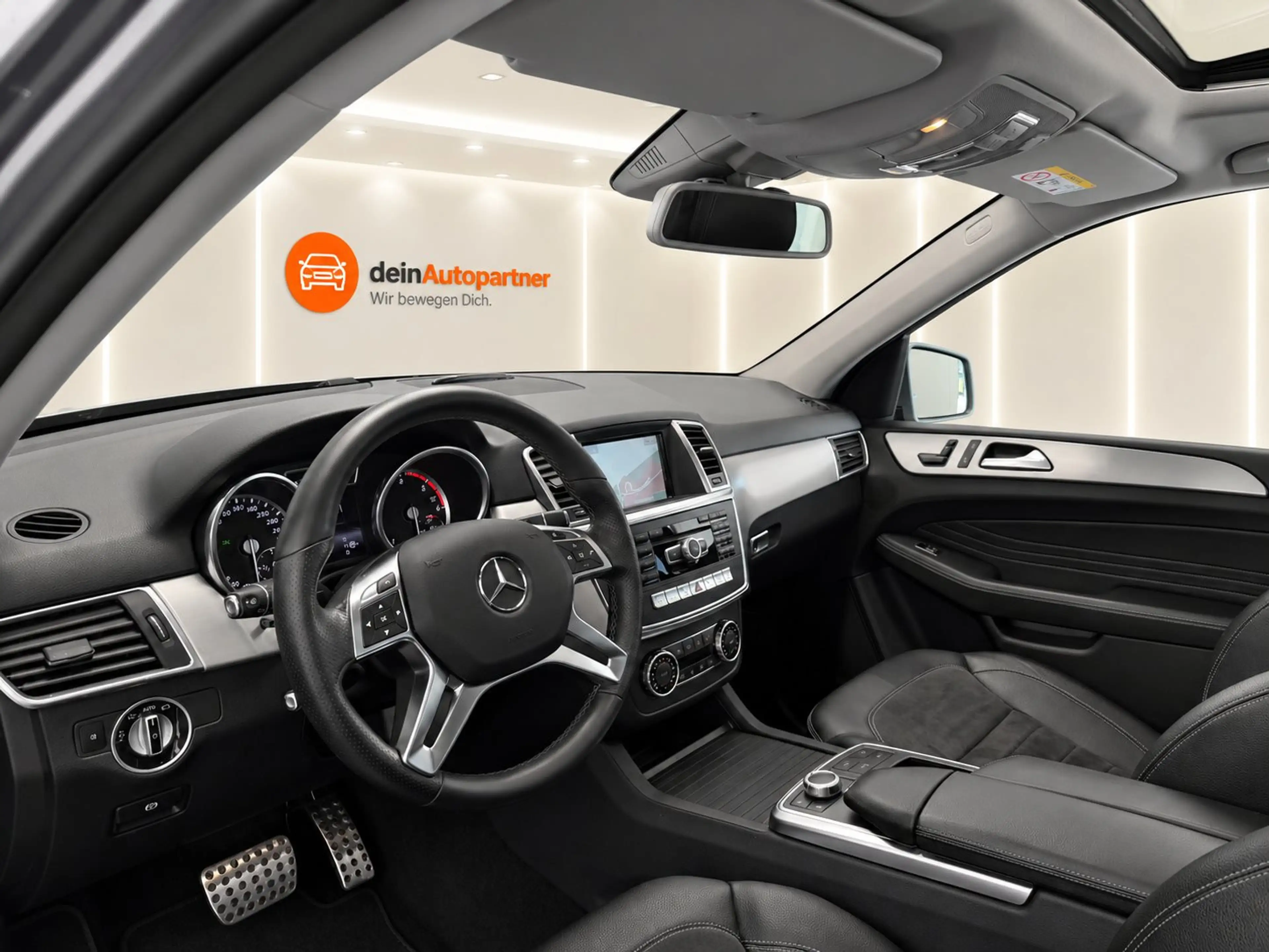 Mercedes-Benz ML 350 CDI AHK/Luft Fahrwerk/RFK/Pano D. — photo 10