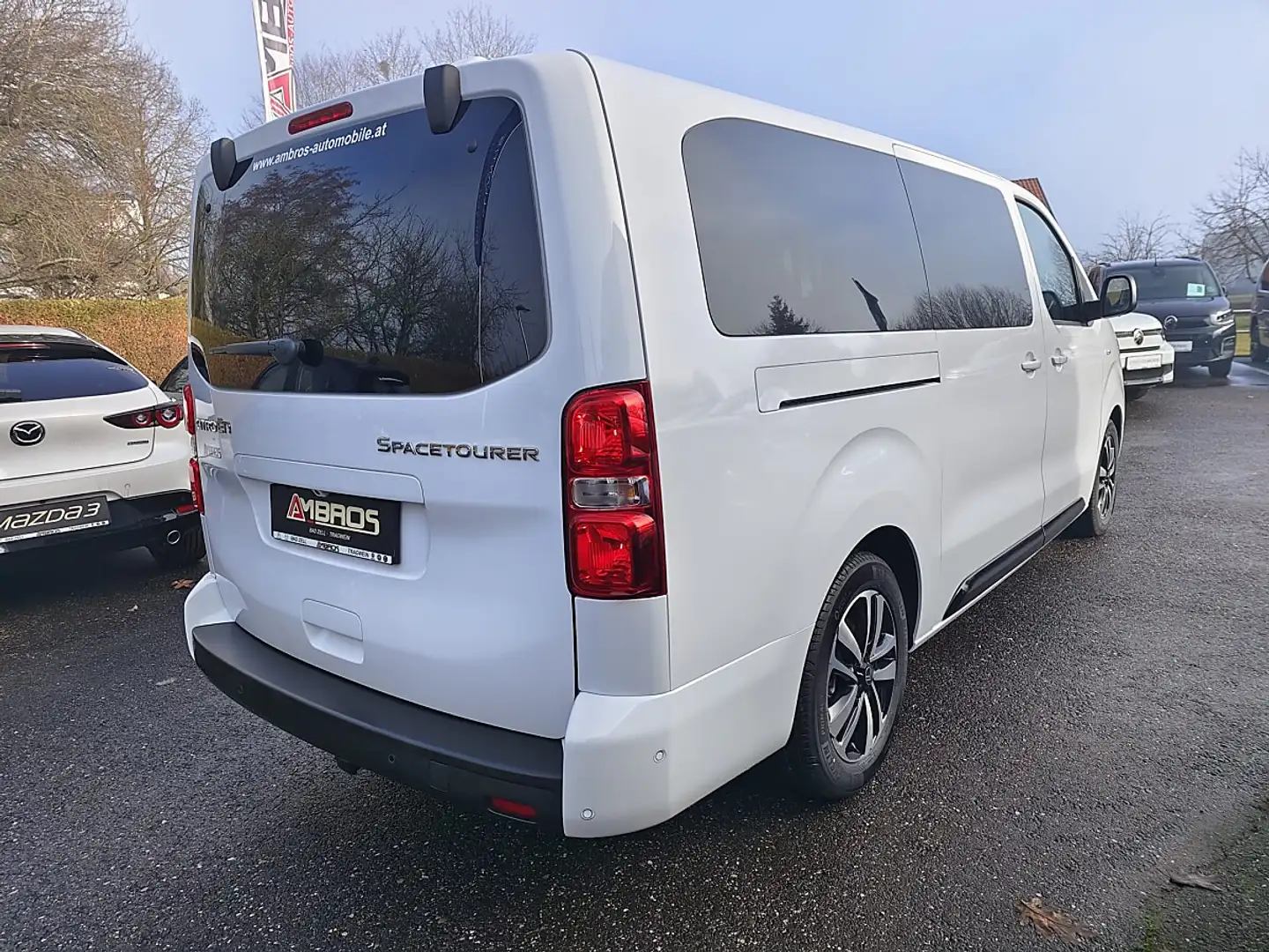 Citroen Spacetourer 2,2 BHDi 180 S&S EAT8 Automatik XL Business Lou... Weiß - 2