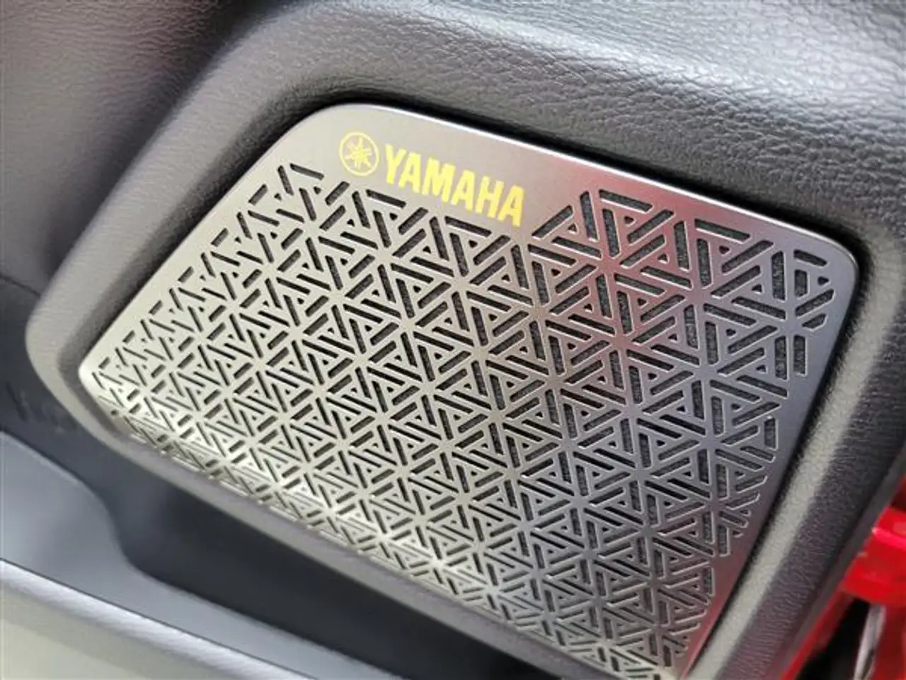 Mitsubishi Outlander снимка Mitsubishi Outlander