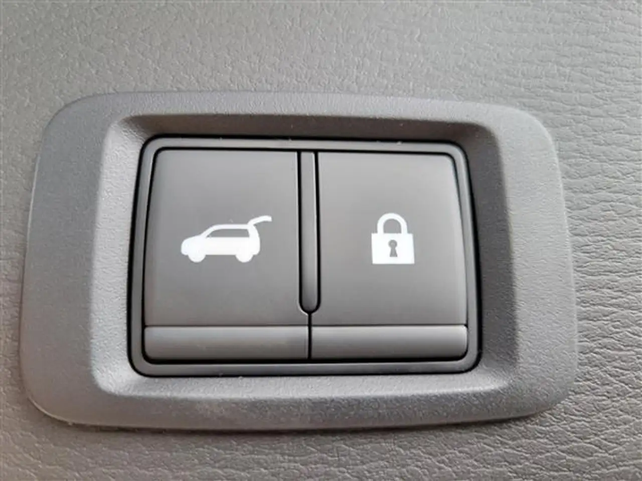 Mitsubishi Outlander снимка Mitsubishi Outlander