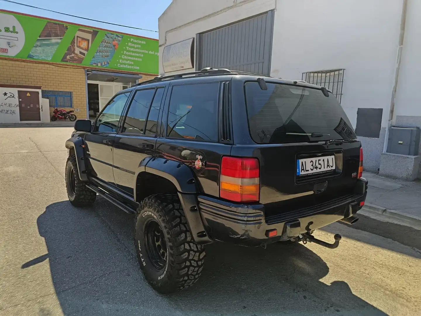 Jeep Grand Cherokee 5.9 Limited V8 Aut. - 2