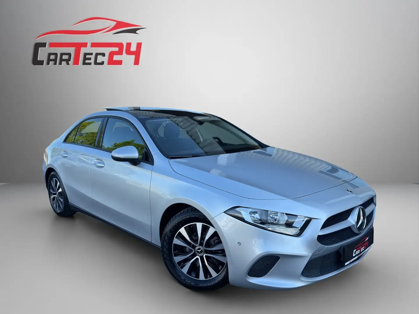 Mercedes-Benz A 200 d Limousine Aut. *PANO, AHK, WIDESCREEN, SHZ, TWA* Gris - 1
