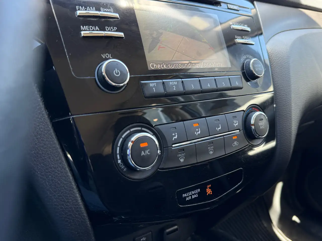 Nissan Rogue photo Nissan Rogue