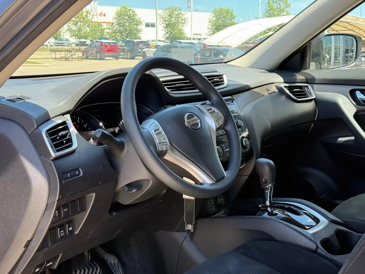 Nissan Rogue photo Nissan Rogue