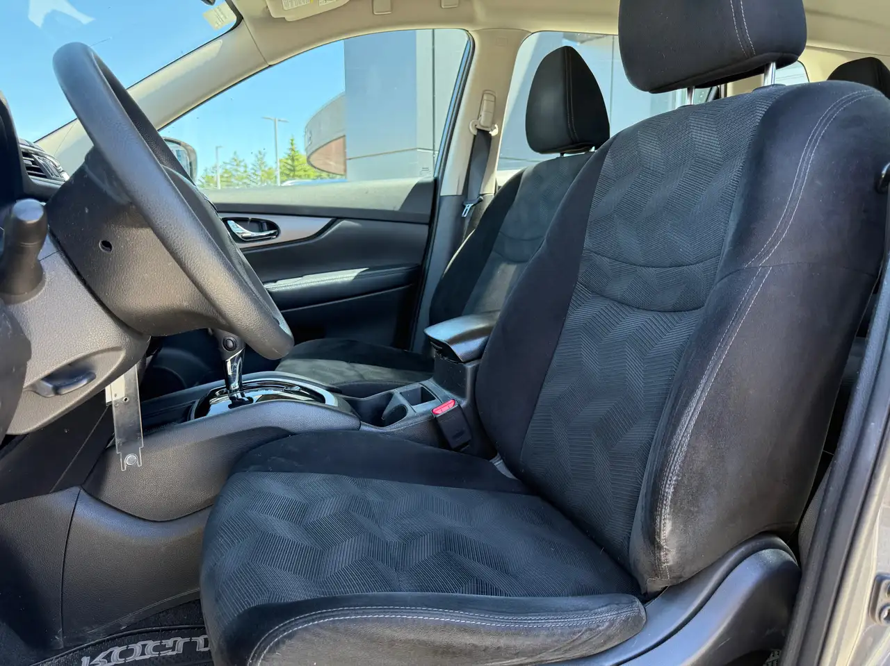 Nissan Rogue photo Nissan Rogue