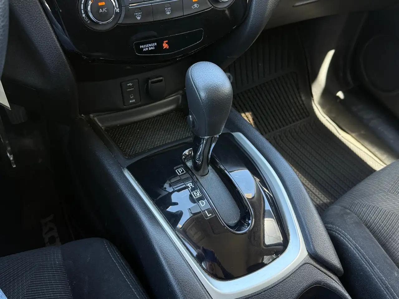 Nissan Rogue photo Nissan Rogue