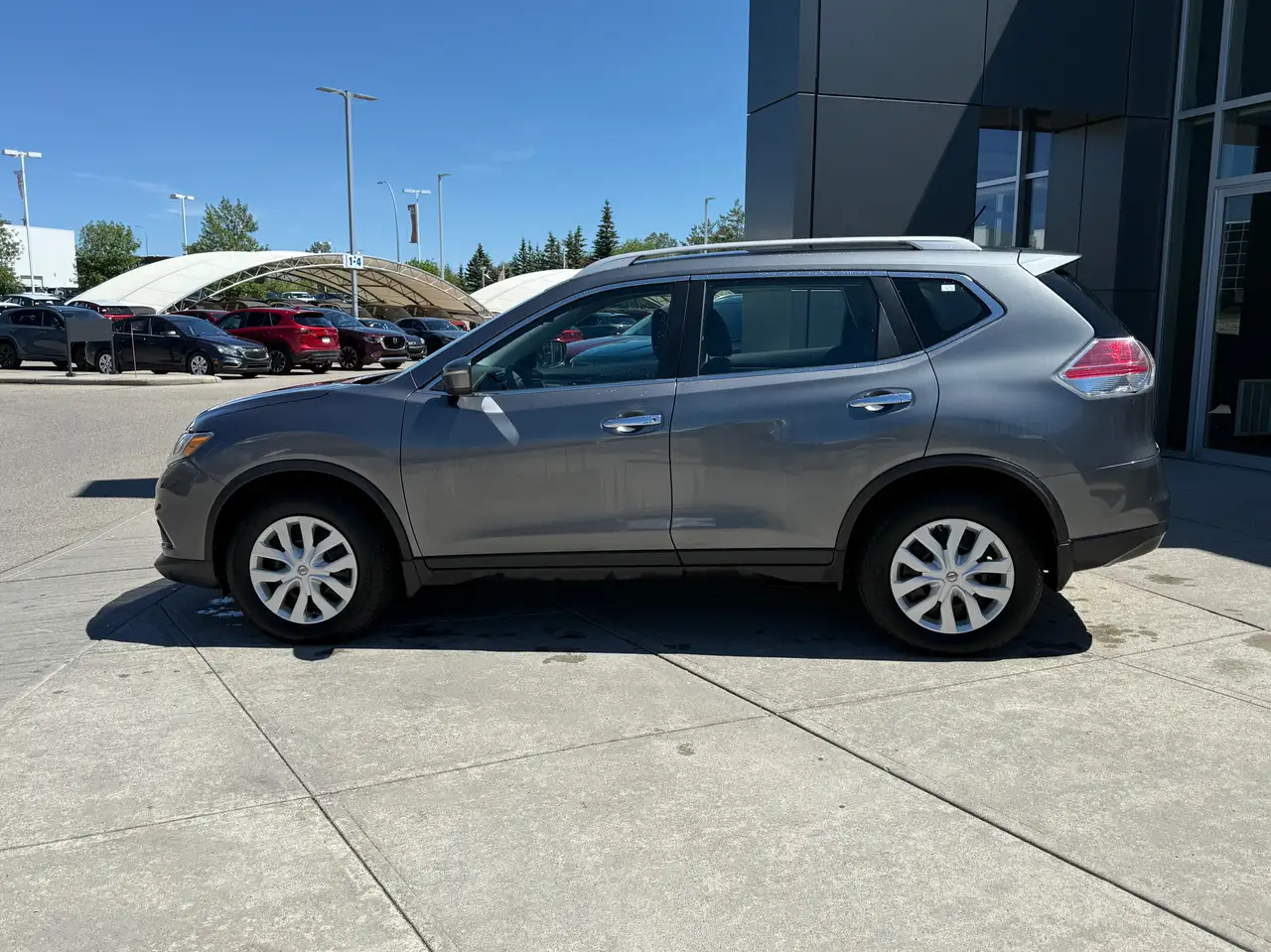 Nissan Rogue photo Nissan Rogue