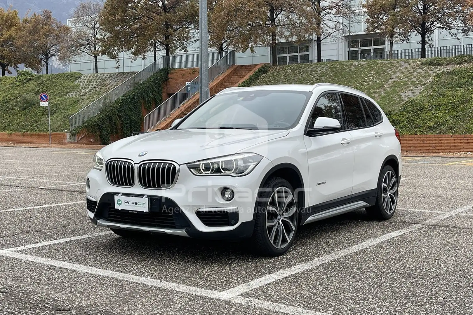 BMW X1 X1 xDrive20d xLine Blanco - 1