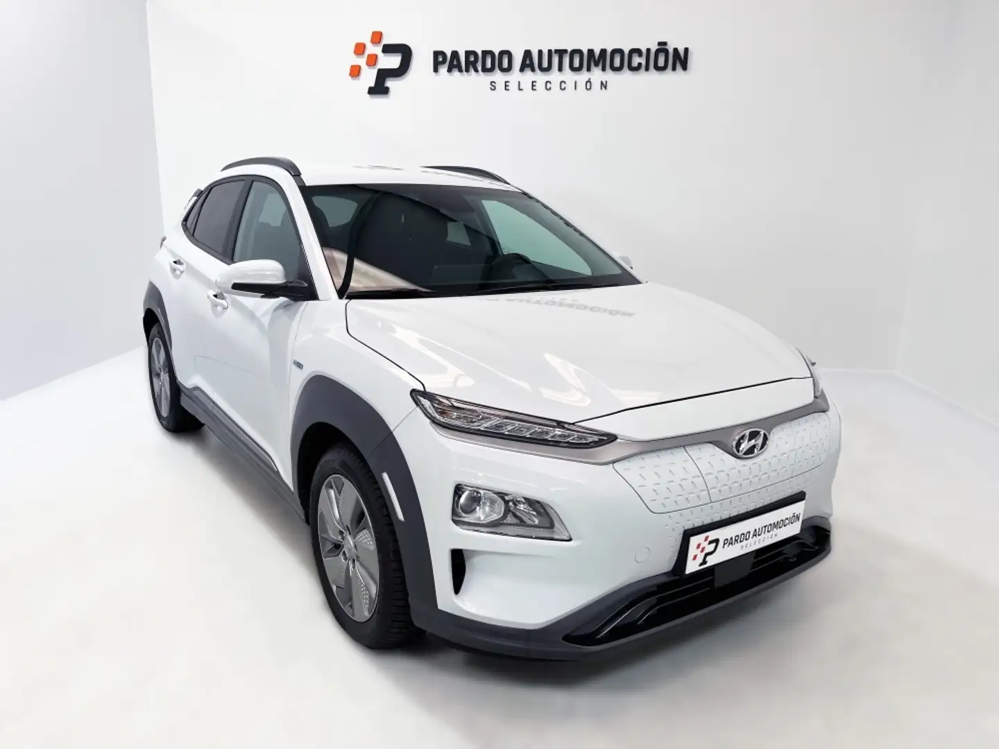 Hyundai KONA EV Klass 305 100kW Bianco - 1