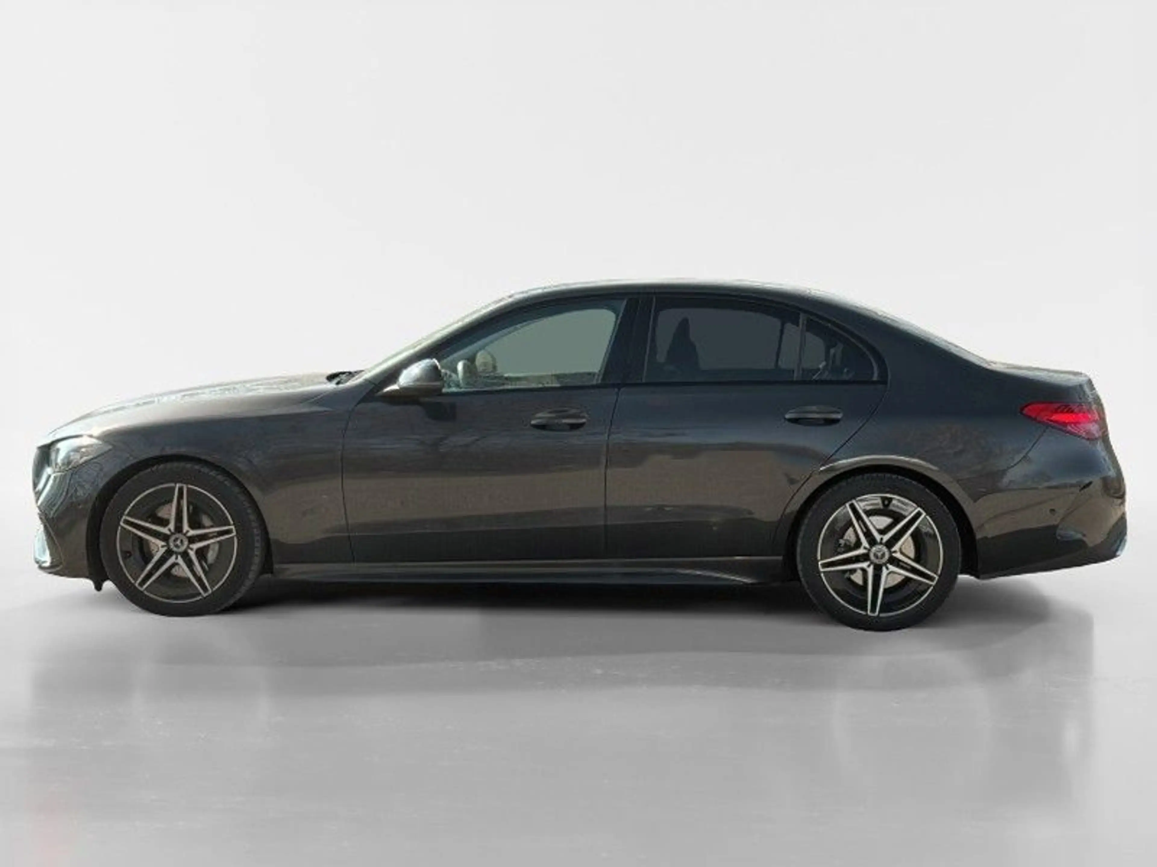Mercedes-Benz C 220 d  AMG Line — photo 2