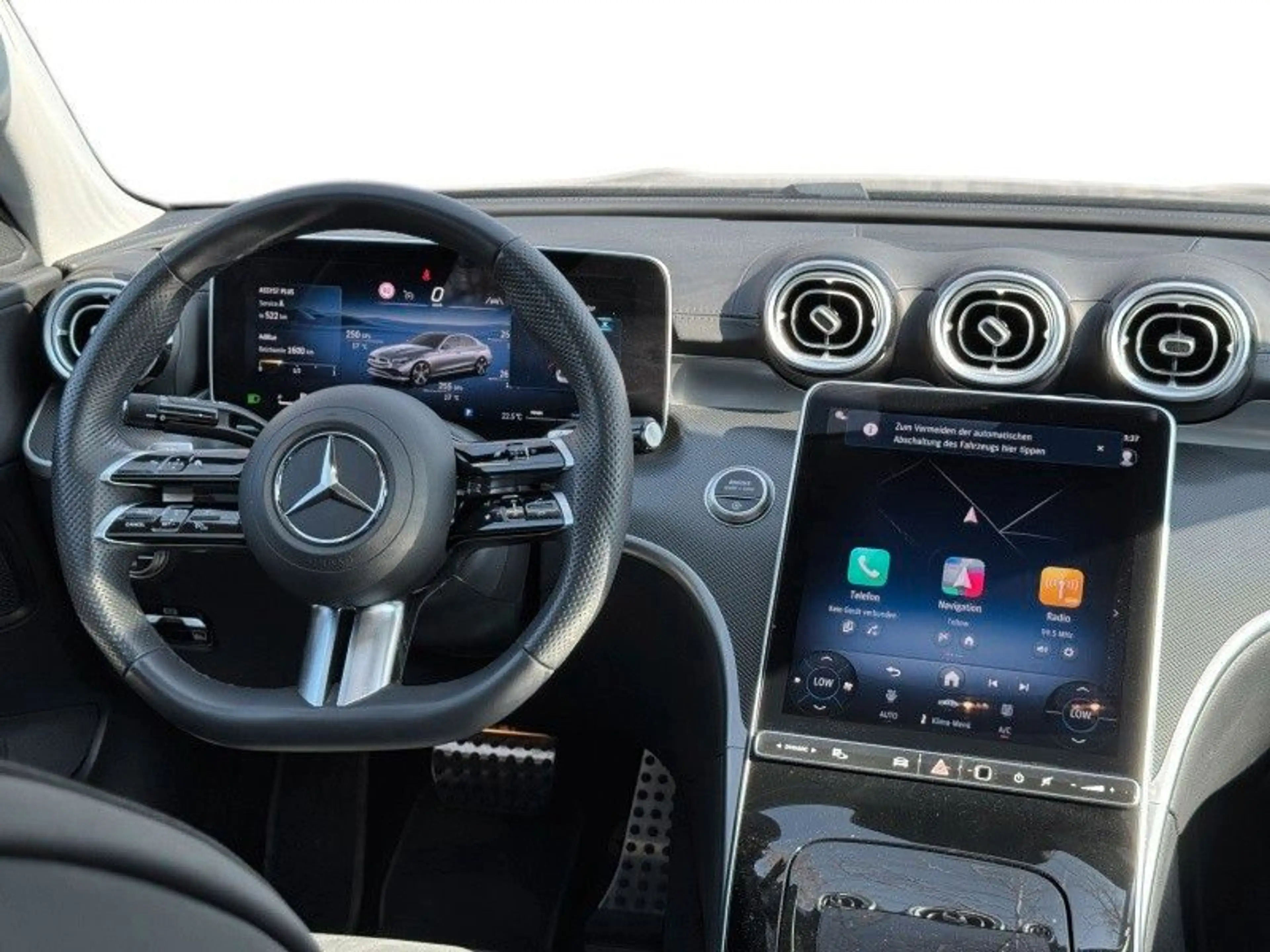 Mercedes-Benz C 220 d  AMG Line — photo 11