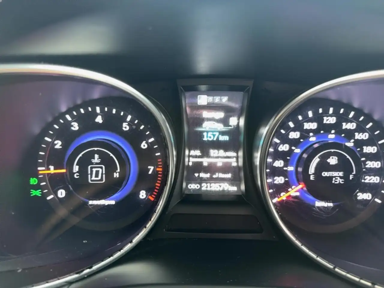 Hyundai SANTA FE снимка Hyundai SANTA FE