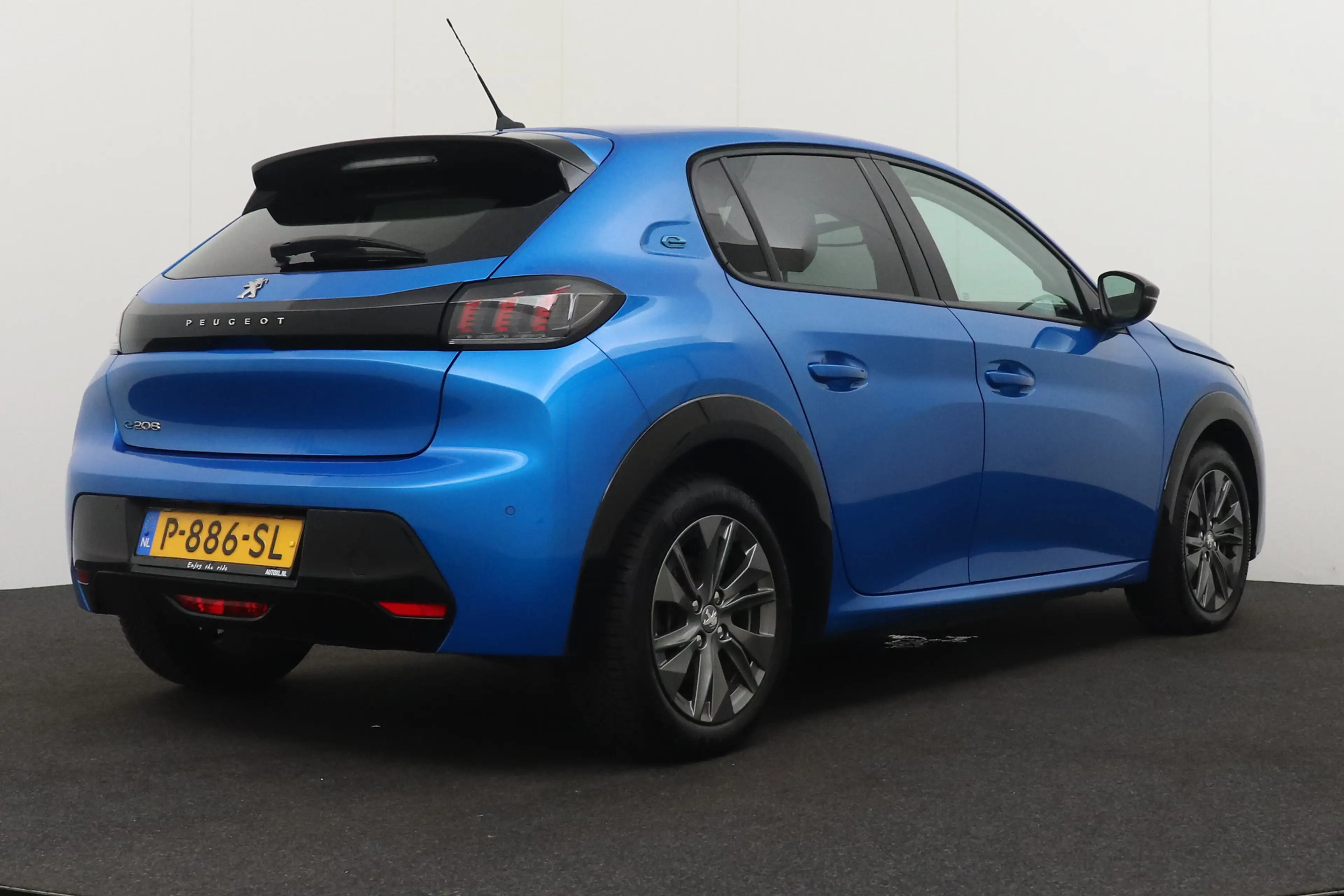 Peugeot e-208 EV Allure 50 kWh (93%SOH) Half-Leder Camera Climat — photo 3
