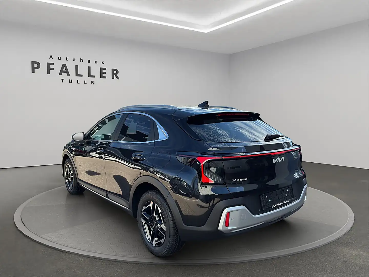 Kia XCeed Xceed 1,0 TGDI 48V GPF Silber DCT MY27 Schwarz - 2