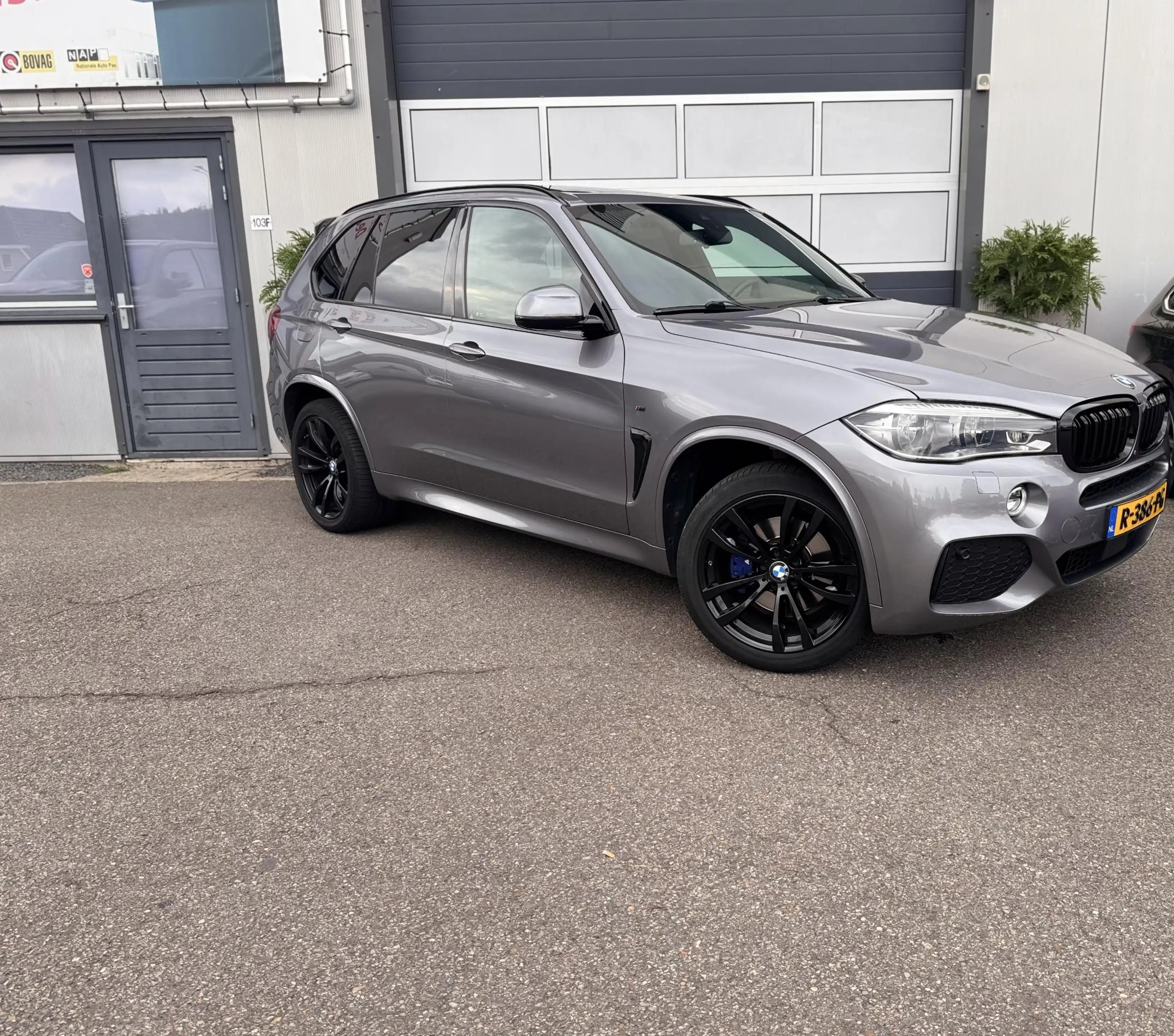 BMW X5 xDrive40e iPerformance M Sport Edition / Pano / Na — photo 2