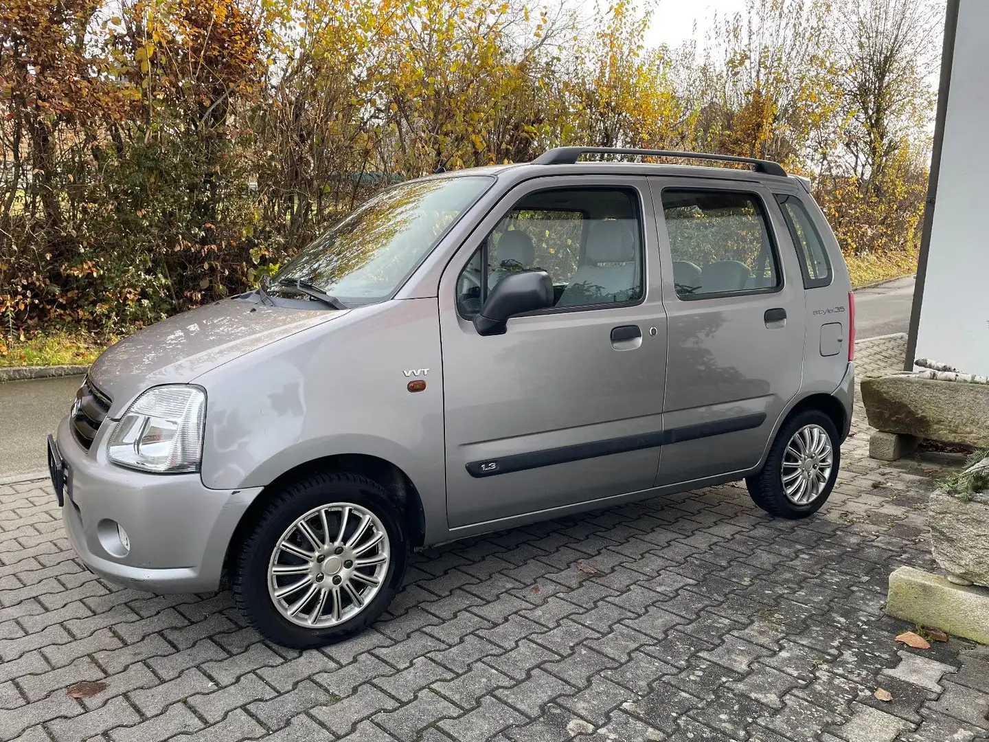 Suzuki Wagon R+ R 1.3 Style-35 Klima Tüv 09/2026 Silber - 2