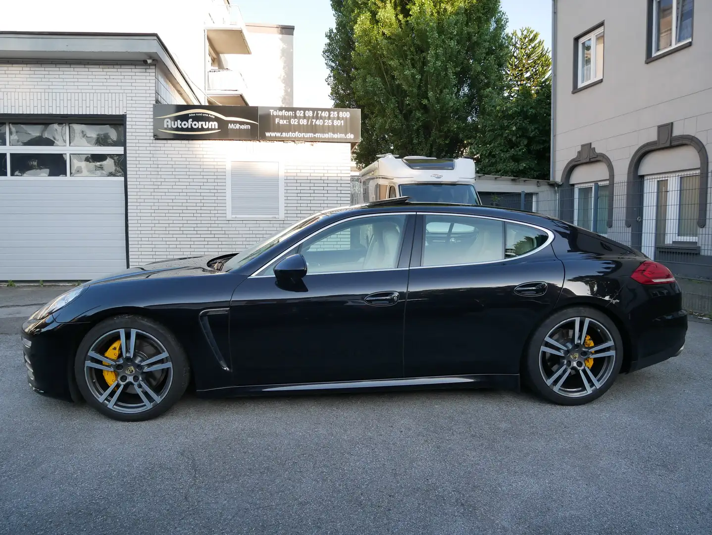 Porsche Panamera 4 S PDLS Sport Chrono Bose ESSD SoftClose360Kamera Negro - 2