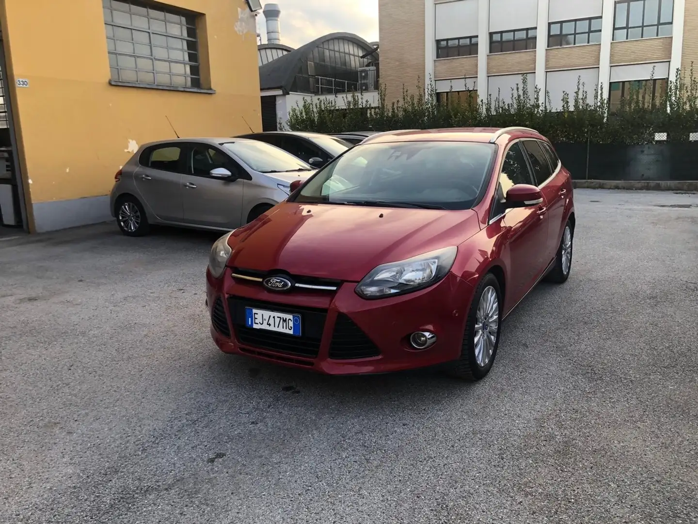 Ford Focus SW 1.6 tdci Titanium 115cv Rood - 2