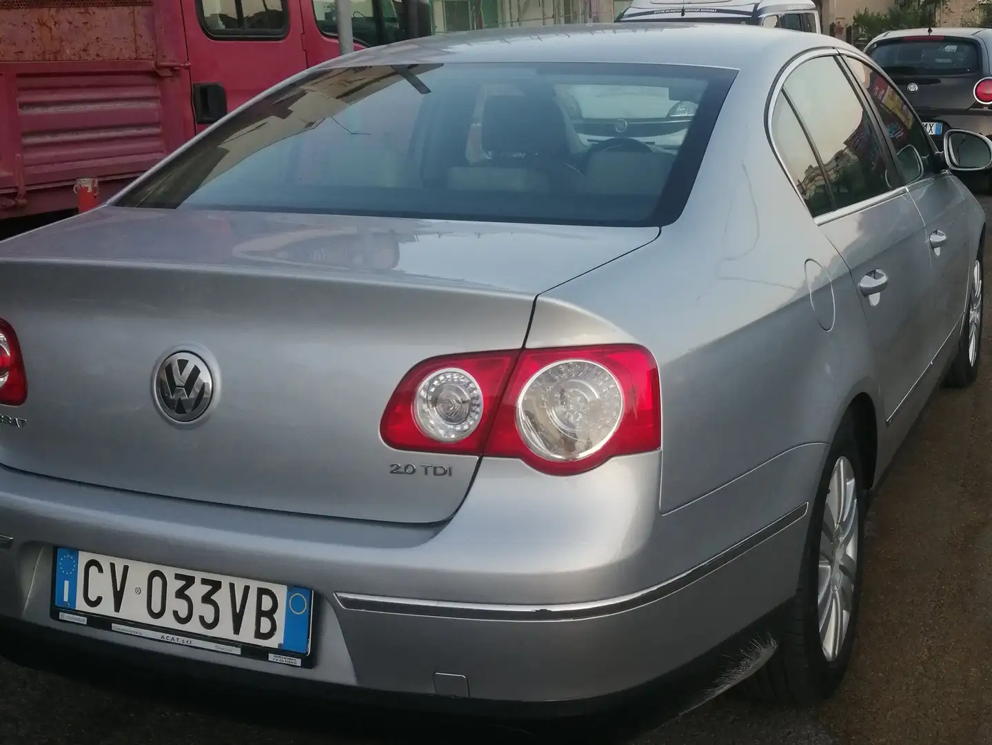 Volkswagen Passat Passat VI 2005 Berlina 2.0 tdi Comfortline Argento - 2