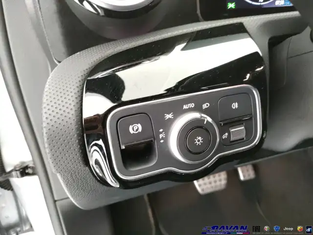 Mercedes-Benz A-Class view 13