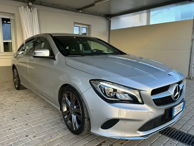 Mercedes-Benz CLA 200 CLA Shooting Brake 200 d Sport auto FL