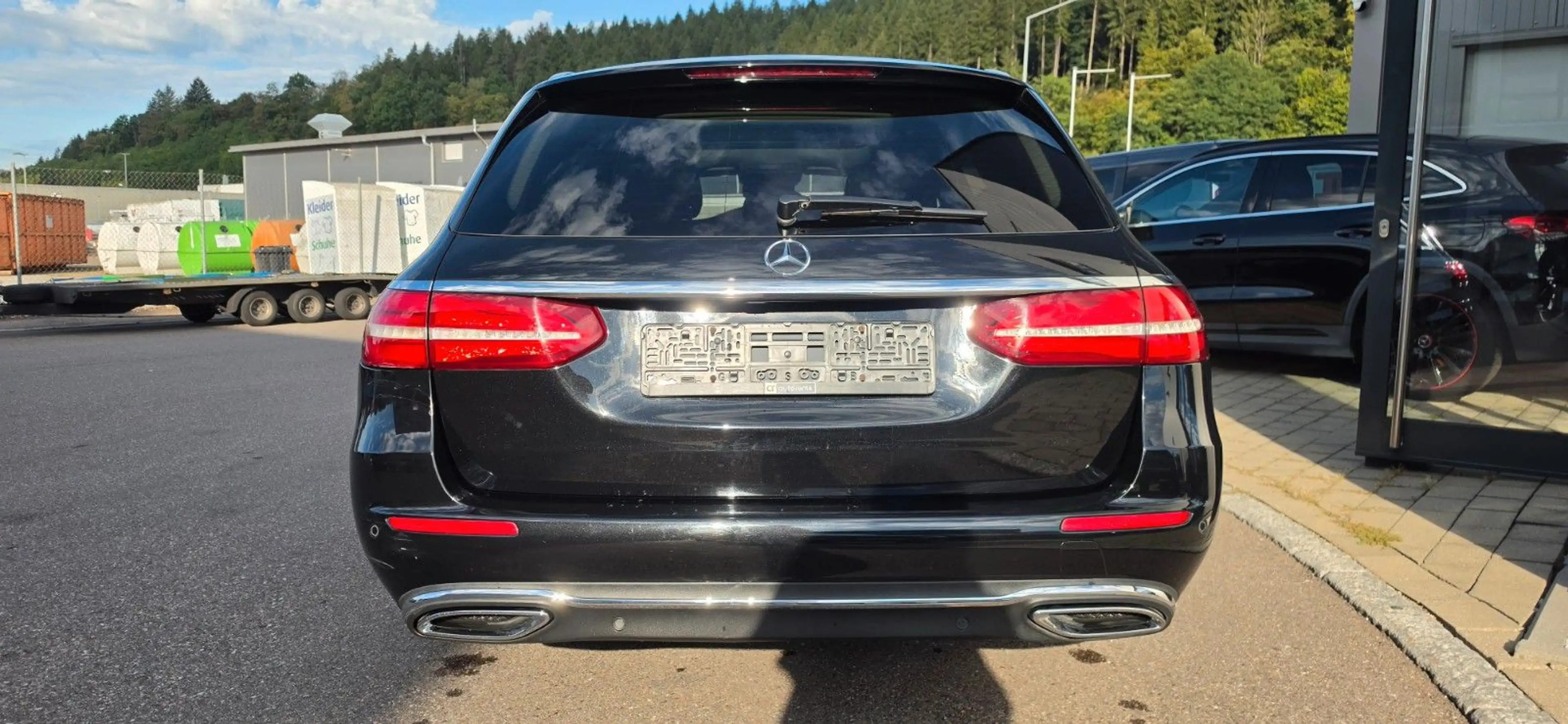Mercedes-Benz E 350 T-Modell*PANO*WIDESCREEN*AHK*ACC*ASSIST* — photo 6