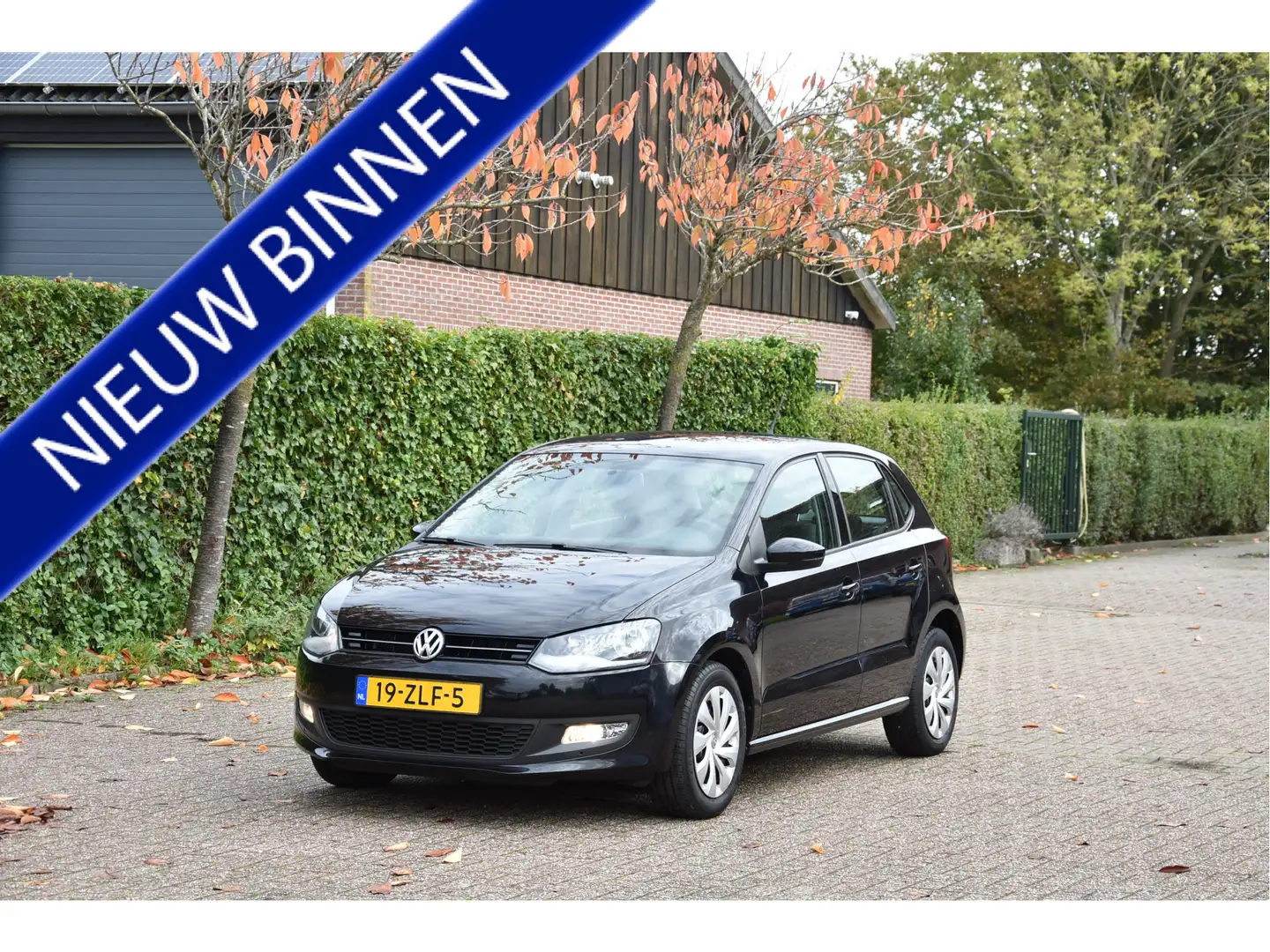 Volkswagen Polo 1.2 TSI BlueMotion Zeer nette Polo met NAP en gara Noir - 1