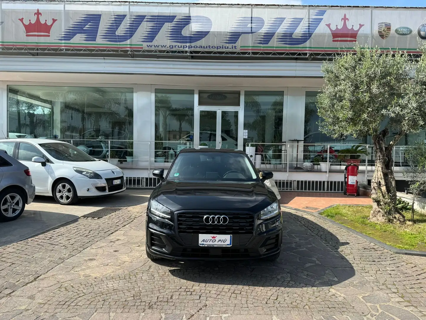 Audi Q2 1.6 tdi Business Nero - 2