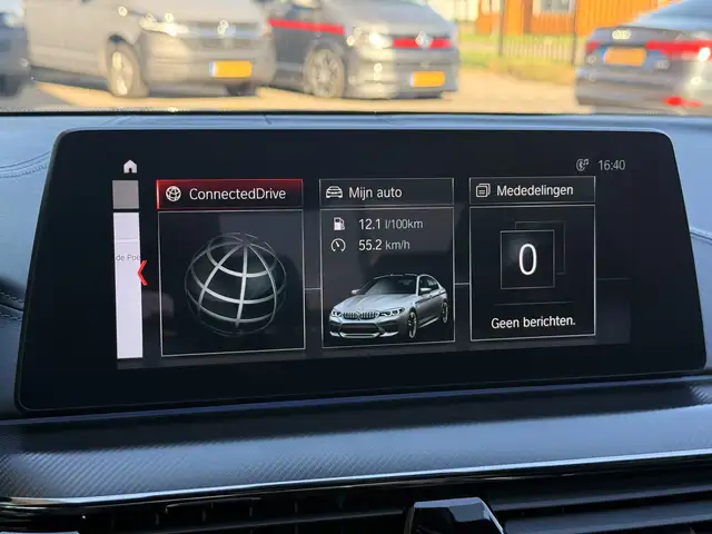 BMW M5 view 24