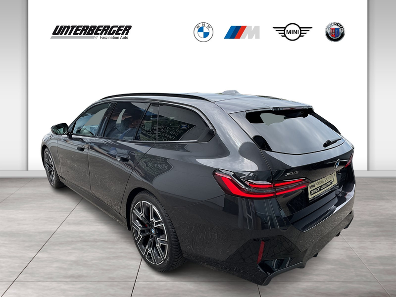 BMW 540 d xDrive Touring M Sportpaket Pro-Panorama Glasdac — photo 4