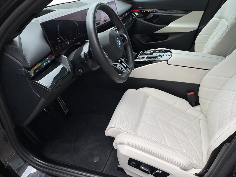 BMW 540 d xDrive Touring M Sportpaket Pro-Panorama Glasdac — photo 10