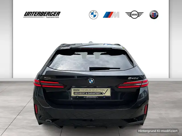 BMW 5 Series view 5