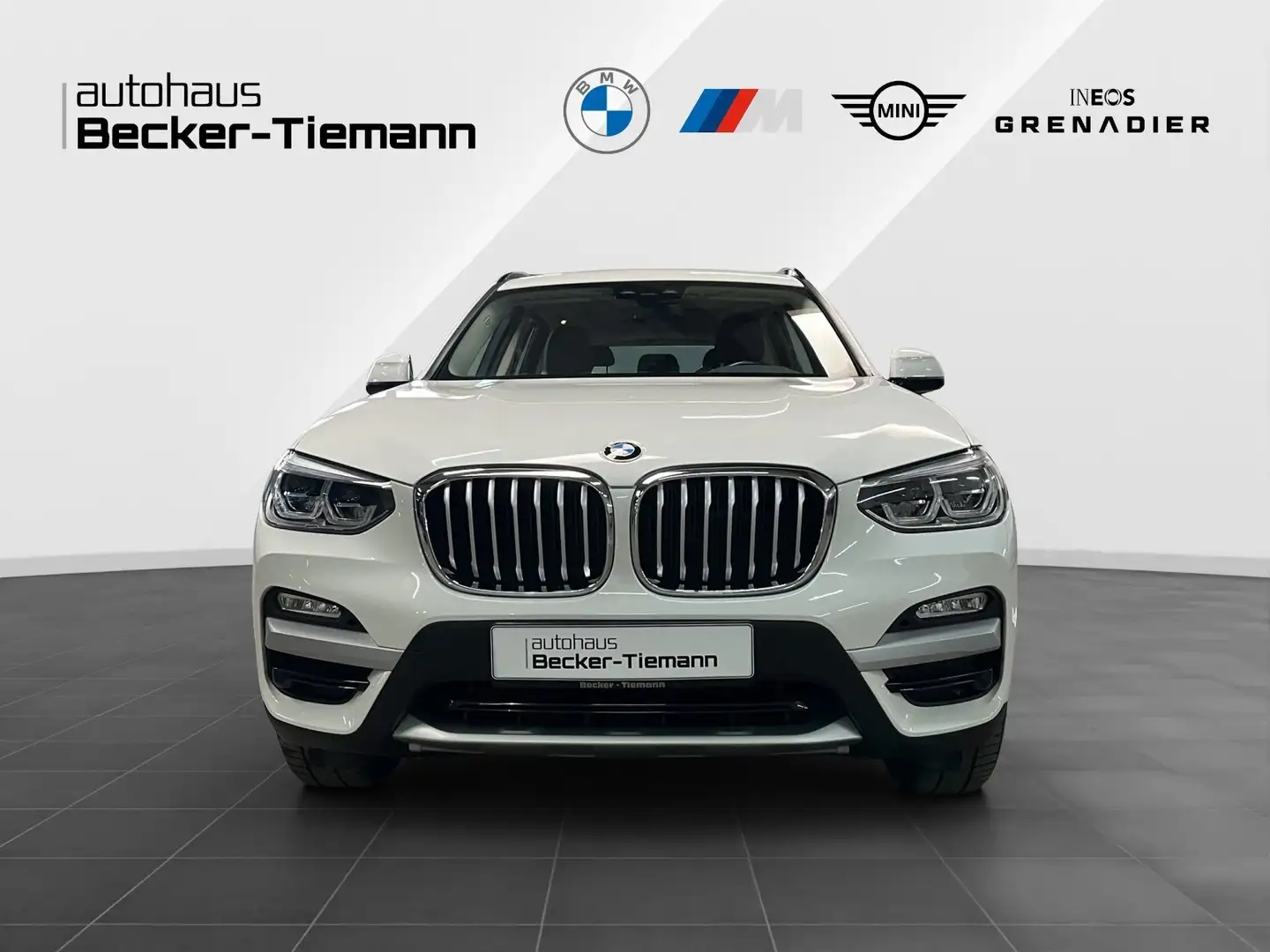 BMW X3 xDrive30i ZA xLine Pano./ Business Paket/ Navi Pro Wit - 2