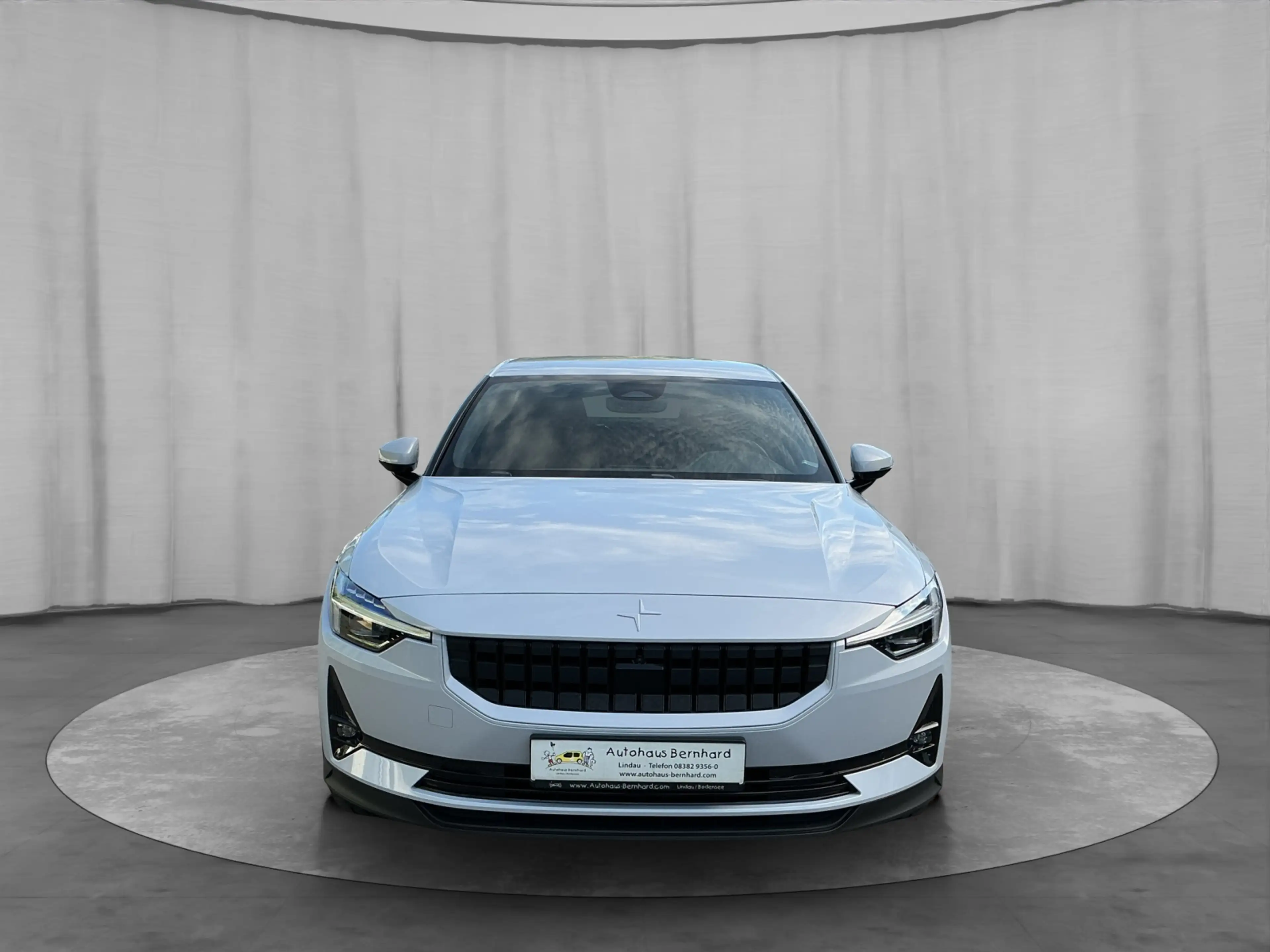 Polestar 2 Elektro 69kWh Standard Range Single Motor — photo 9