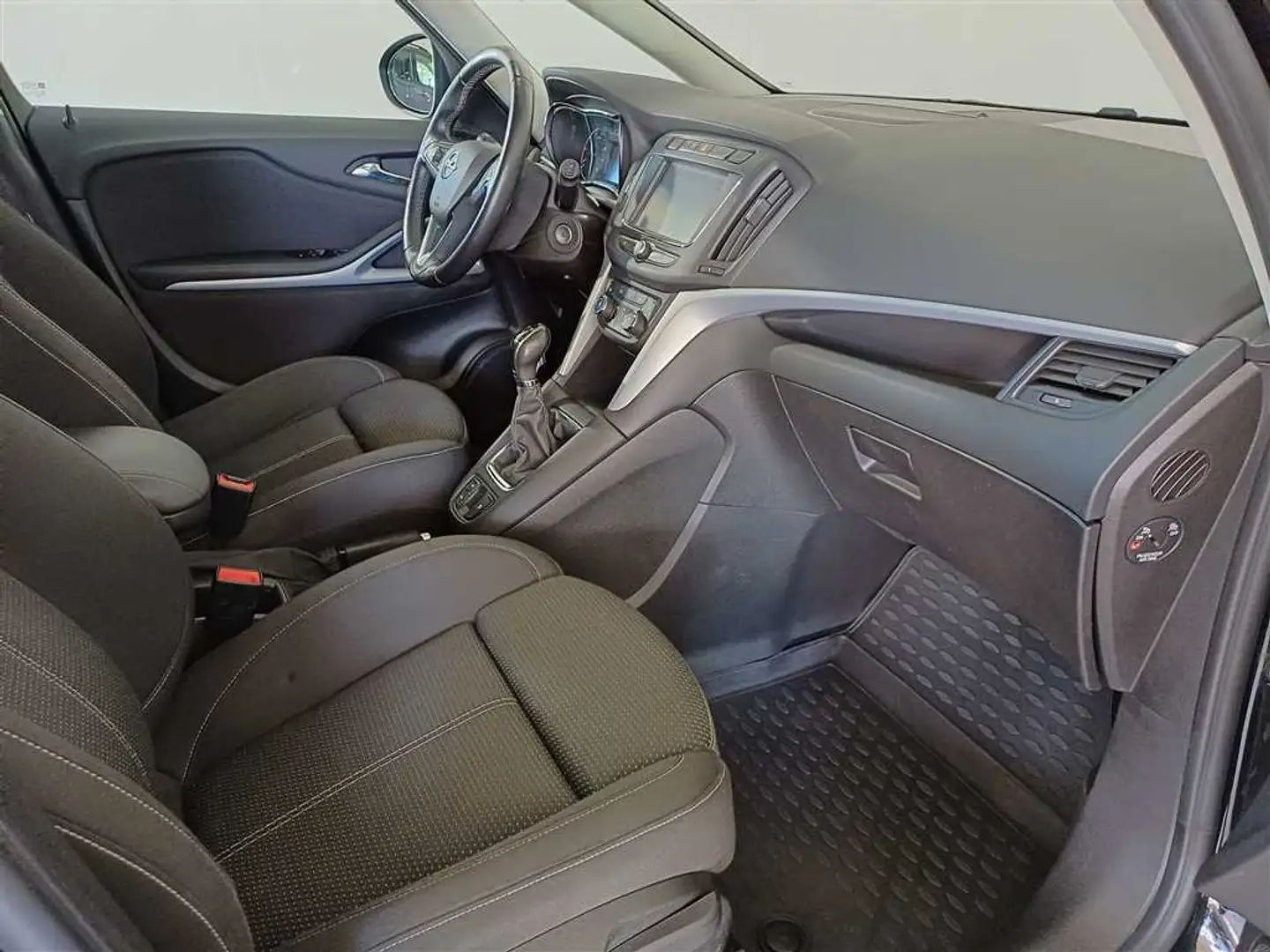 Opel Zafira 1.6 SIDI Turbo Active Start/Stop 7-Sitzer Noir - 2